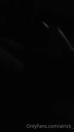 OnlyFans account  liararoux header 2