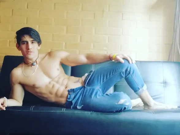 OnlyFans account  juanklar header 2