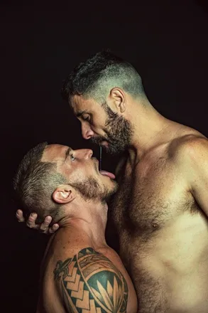 OnlyFans cuenta twolatamboys header 2