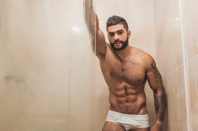 OnlyFans account  lukhass avatar 1