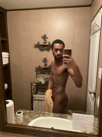 OnlyFans cuenta theraywalton header 2