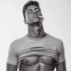 OnlyFans cuenta simonleecowell avatar 1