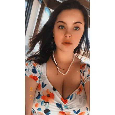 OnlyFans of emmaleemorgan