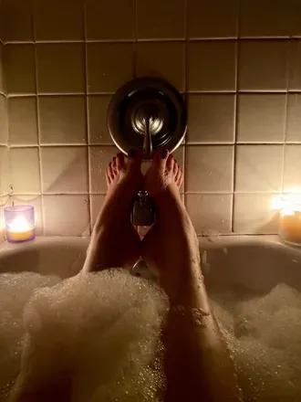 OnlyFans account  nestfeet avatar 1