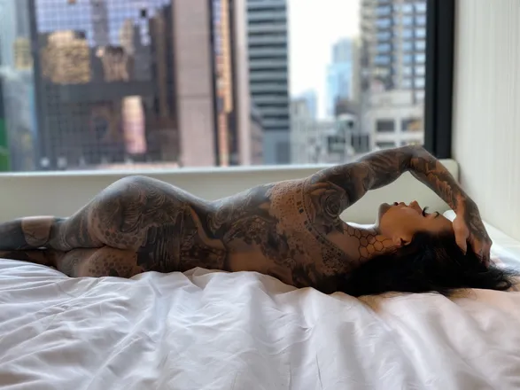 OnlyFans account  beephillips header 2