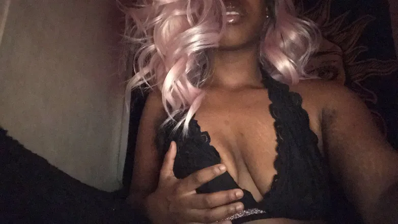 OnlyFans account  honeymonaye header 2