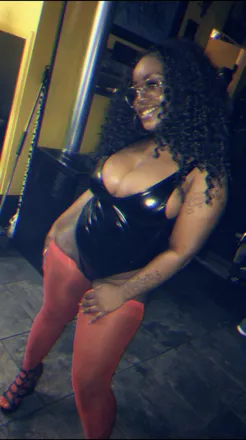 OnlyFans account  tinybabie143 header 2
