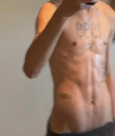 OnlyFans of jeunechilleur