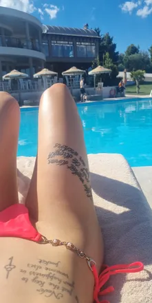 OnlyFans cuenta saucyswipes header 2