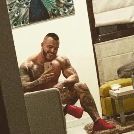 OnlyFans cuenta tattoed94 header 2