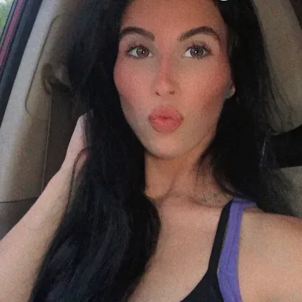 OnlyFans cuenta brunette_bombshell69 avatar 1