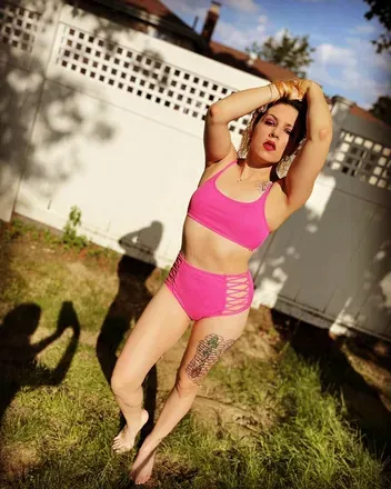 OnlyFans cuenta julie52411 avatar 1