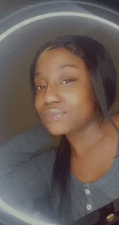OnlyFans account  layonnia header 2