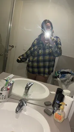 OnlyFans account  thiccthighspretteyes avatar 1