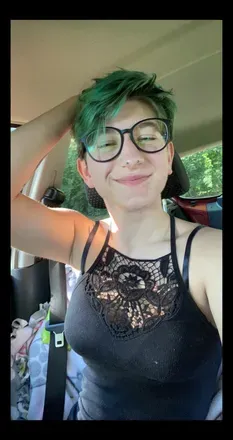 OnlyFans account  queerflower avatar 1