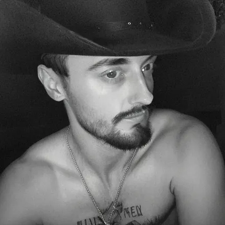 OnlyFans cuenta theariatcowboy header 2