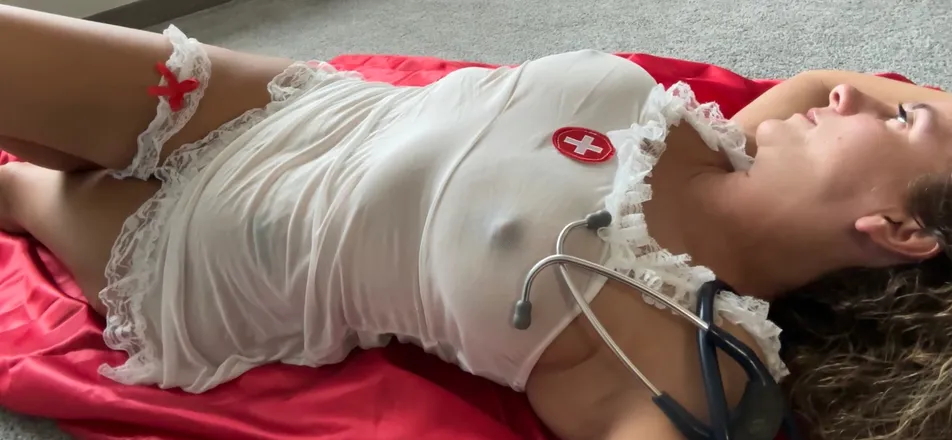 OnlyFans cuenta naughtiestnurse header 2