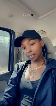 OnlyFans cuenta lilmsbeautiful header 2
