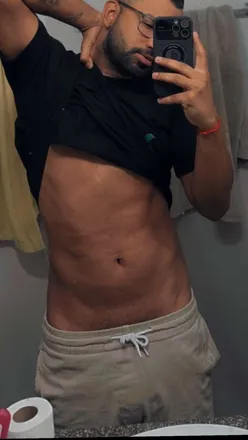 OnlyFans cuenta ivnl.uis28 header 2