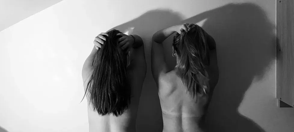 OnlyFans account  scarlettandlexi header 2