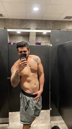OnlyFans account  esnetomon avatar 1