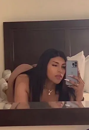 OnlyFans cuenta worldofsofi avatar 1