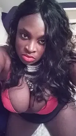 OnlyFans cuenta chocolatenikki avatar 1