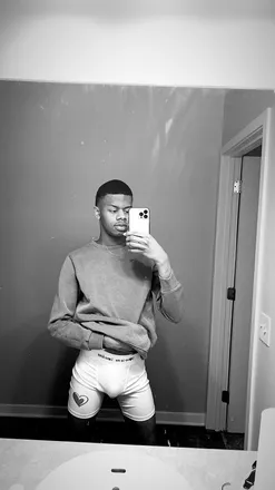 OnlyFans cuenta jbee.zy header 2