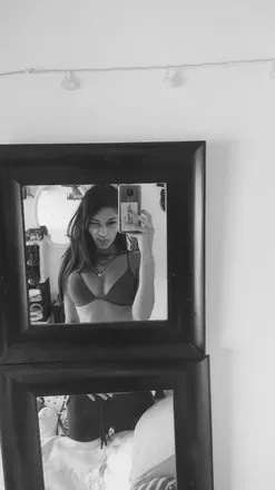 OnlyFans cuenta zaravip header 2