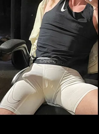 OnlyFans cuenta bucknekkid_69 header 2