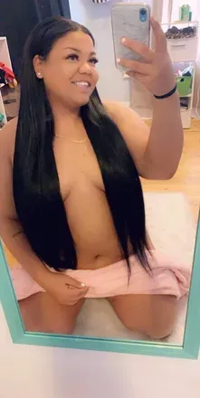 OnlyFans cuenta kayaries avatar 1