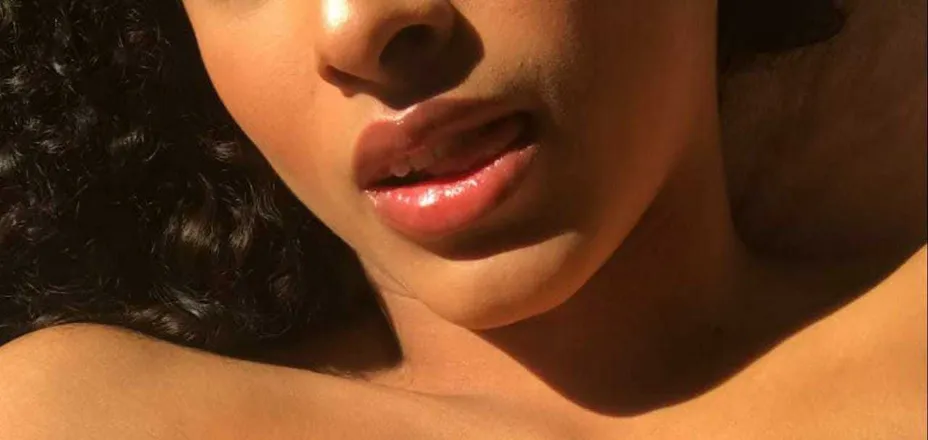 OnlyFans cuenta carolinalojas header 2