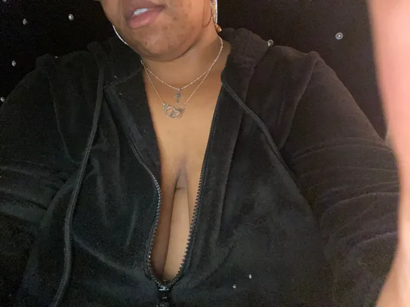 OnlyFans cuenta watermelonnpeaches header 2