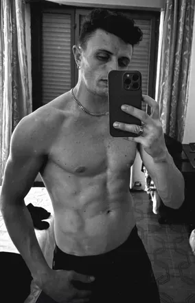OnlyFans cuenta ale_nude avatar 1