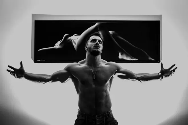 OnlyFans cuenta claudeloflex header 2