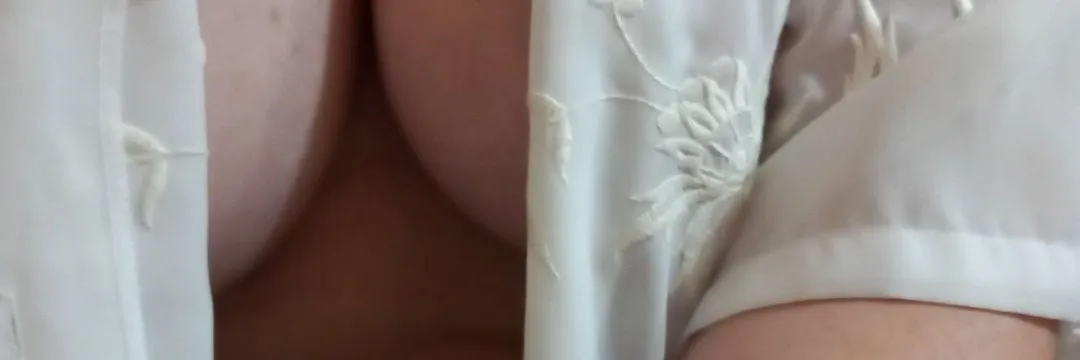 OnlyFans account  andelas header 2