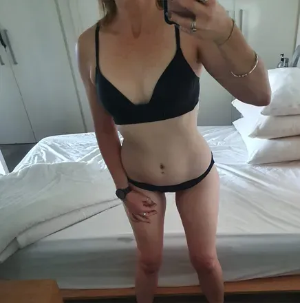 OnlyFans account  red.heart.black.soul avatar 1