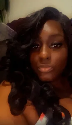 OnlyFans cuenta chocolate_baddie2 header 2