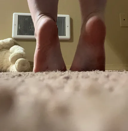 OnlyFans cuenta satanicfeetsies header 2