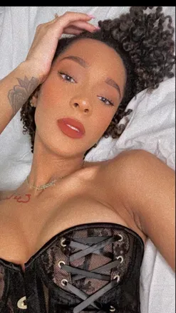 OnlyFans cuenta queenxrosalie avatar 1