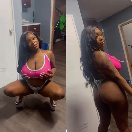 OnlyFans cuenta peaches2800 header 2