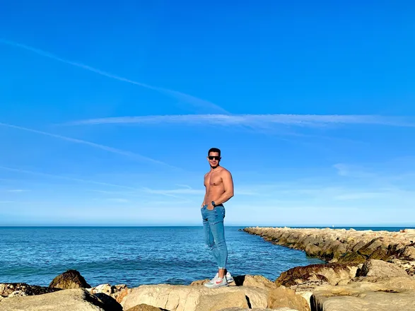 OnlyFans cuenta jonasxxx69 header 2