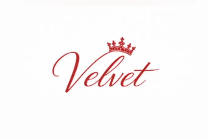 OnlyFans cuenta velvetsolesntoes header 2