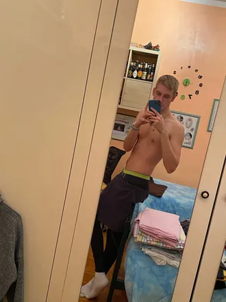 OnlyFans cuenta skinny_feet97 header 2