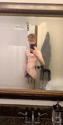 OnlyFans cuenta madmoneymilk header 2