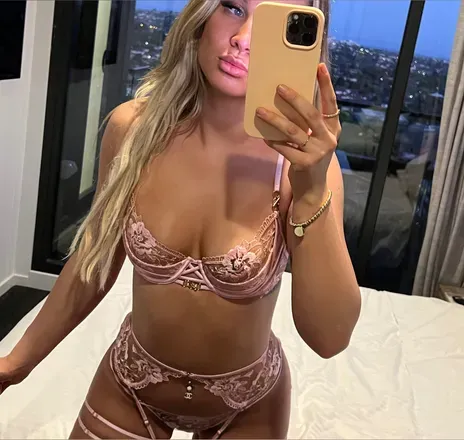 OnlyFans cuenta elliehowden avatar 1