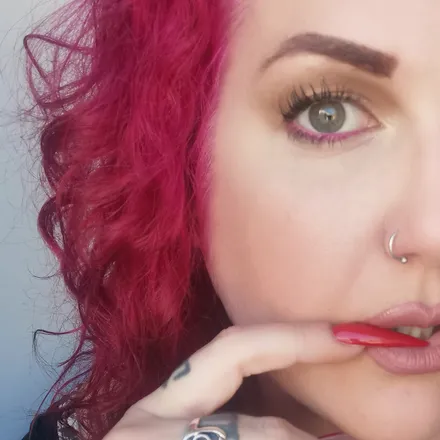 OnlyFans cuenta wickedlori header 2