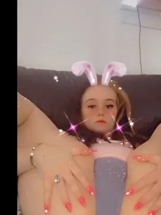 OnlyFans cuenta hannah_cee header 2