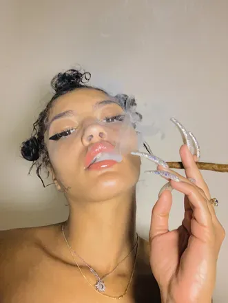 OnlyFans cuenta naniiakuaa avatar 1