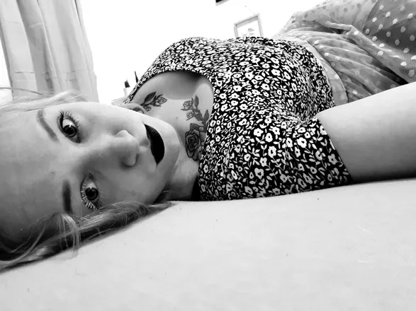 OnlyFans cuenta kayley65 header 2